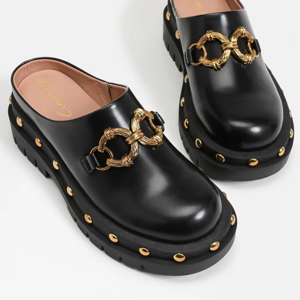Annie Clog Black 7 Annie Clog Black